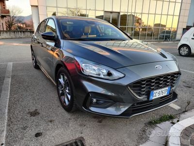Grigio Usata 2020 Ford Focus ST-Line Berlina | 12.000 € (Buon prezzo)