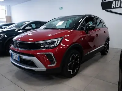 Usado Opel Crossland Ultimate 110 CV (80 kW) 2021 Rojo SUV
