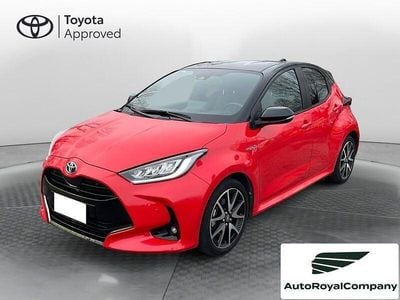 Usata Toyota Yaris Hybrid 116 CV (85 kW) 2021 Rosso Berlina