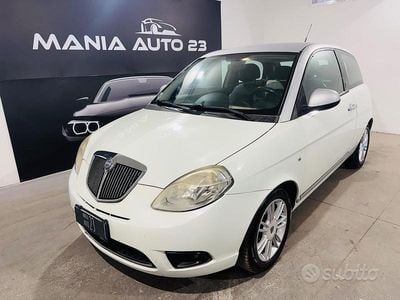 Usata Lancia Ypsilon 95 CV (69 kW) 2010 Bianco Utilitaria
