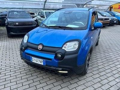 Usata Fiat Panda Cross Cross 69 CV (50 kW) 2025 Blu Utilitaria