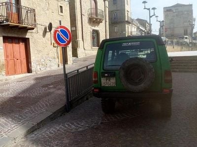 Usata Land Rover Discovery 113 CV (83 kW) 1990 Verde SUV