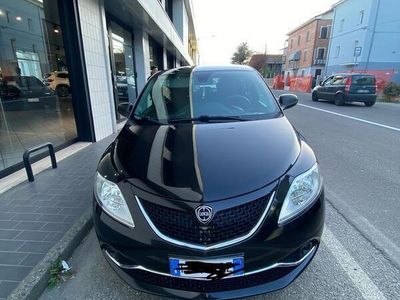 usata Lancia Ypsilon 5 porte 1.2 benzina