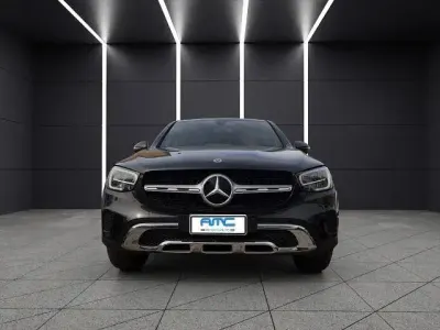 Usado Mercedes GLC300e Premium 194 CV (142 kW) 2022 Negro SUV