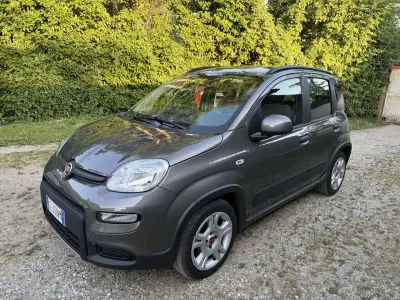 Usata Fiat Panda Lounge 69 CV (50 kW) 2022 Other Utilitaria