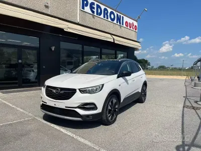 Usata Opel Grandland X S 131 CV (96 kW) 2019 Bianco tetto nero SUV
