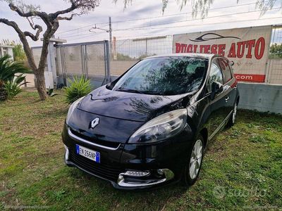 Usata Renault Scénic III Bose Edition 110 CV (80 kW) 2012 Nero Monovolume