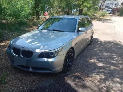 Usata BMW 530 231 CV (169 kW) 2005 Grigio Station wagon