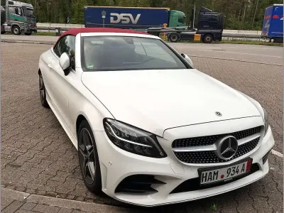 Usata Mercedes C180 Premium 156 CV (114 kW) 2021 Bianco Cabrio