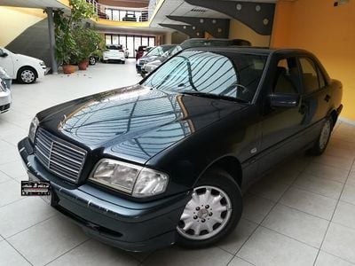 Usata Mercedes C250 Elegance 151 CV (111 kW) 1997 Grigio Berlina
