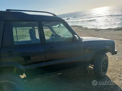 Usata Land Rover Discovery 1999 Blu SUV