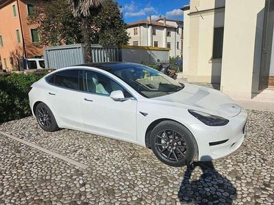 Usata Tesla Model 3 Standard Range 100 kW (136 CV) 2020 Bianco Berlina