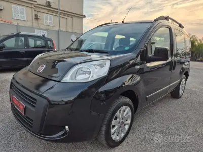 Usata Fiat Qubo Dynamic 70 CV (51 kW) 2015 Nero Monovolume