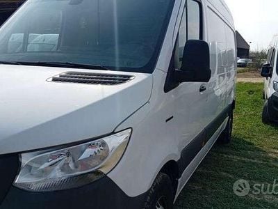 Usata Mercedes E-Sprinter 85 kW (116 CV) 2022 Bianco Furgone