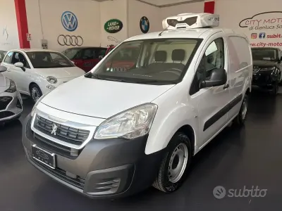 Usata Peugeot Partner Premium 99 CV (72 kW) 2018 Bianco Monovolume