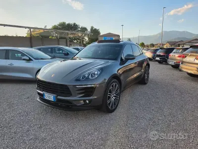 Käytetty Porsche Macan 250 HP (183 kW) 2015 Harmaa Katumaasturi