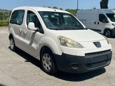 Usata Peugeot TePee Comfort 90 CV (66 kW) 2010 Station wagon