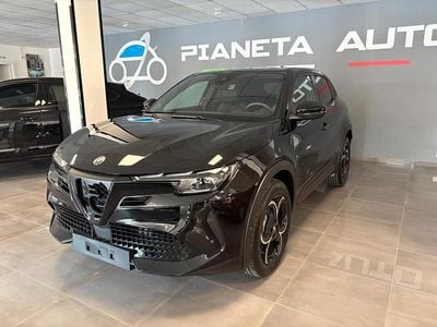 Nuova Alfa Romeo Junior Edizione Speciale 136 CV (100 kW) 2025 Nero SUV