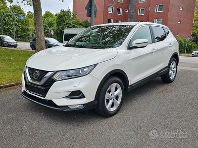 Usata Nissan Qashqai Acenta 140 CV (102 kW) 2019 Bianco SUV