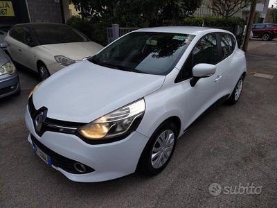 Usata Renault Clio IV 73 CV (53 kW) 2014 Bianco Berlina