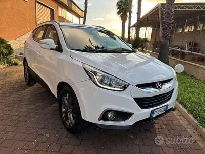 Usata Hyundai ix35 Xpossible 116 CV (85 kW) 2015 Bianco SUV
