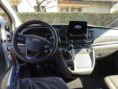 Usata Ford Tourneo Titanium 131 CV (96 kW) 2022 Bianco Monovolume