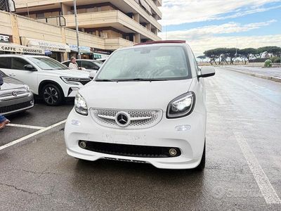 Bianco Usata 2018 Smart ForTwo Cabrio Passion Cabrio | 15.900 € (Buon prezzo)