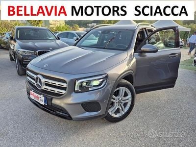 Usata Mercedes GLB180 116 CV (85 kW) 2021 Grigio SUV