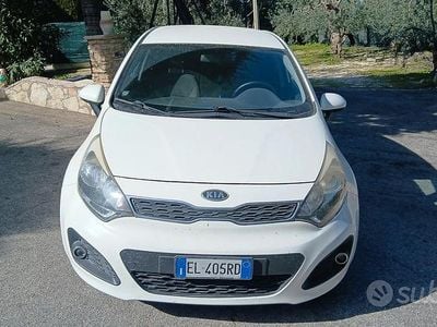 Usata Kia Rio 2012 Bianco Berlina