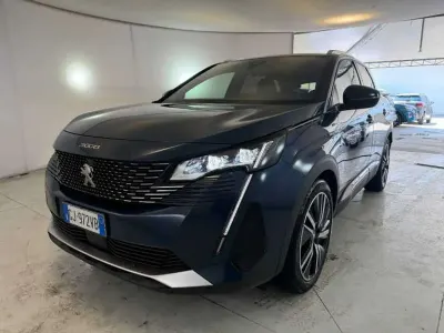 Usata Peugeot 3008 Allure 181 CV (133 kW) 2022 Blu tempesta SUV
