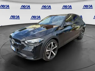 Usata Mercedes C220 Premium Plus 200 CV (147 kW) 2023 Nero Station wagon