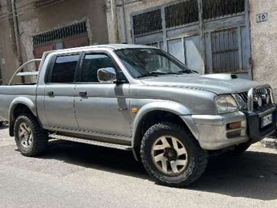 usata Mitsubishi L200 