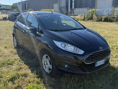 Usata Ford Fiesta Titanium 75 CV (55 kW) 2014 Utilitaria