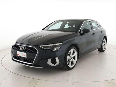 Usata Audi A3 Advanced 116 CV (85 kW) 2023 Grigio manhattan metallizzato Berlina