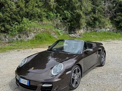 Usata Porsche 911 Turbo Cabriolet 480 CV (353 kW) 2008 Marrone Cabrio