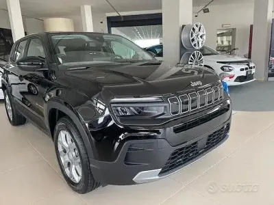 Usata Jeep Avenger Altitude 101 CV (74 kW) 2024 Nero SUV