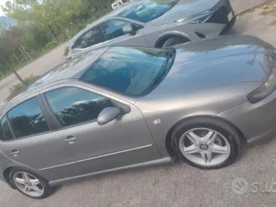 Usata Seat Leon FR 150 CV (110 kW) 2004 Grigio Utilitaria