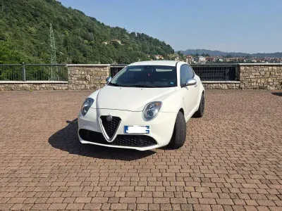 Usata Alfa Romeo MiTo 77 CV (56 kW) 2017 Bianco Utilitaria