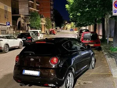 Usata Alfa Romeo MiTo 95 CV (69 kW) 2011 Utilitaria