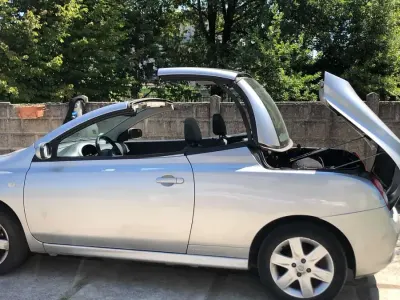 Usata Nissan Micra C+C 88 CV (64 kW) 2006 Argento Cabrio
