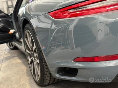 Porsche 911 Carrera
