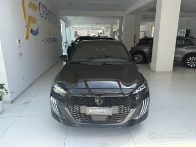 Usata Peugeot 208 GT 136 CV (100 kW) 2025 Nero metallizzato Utilitaria