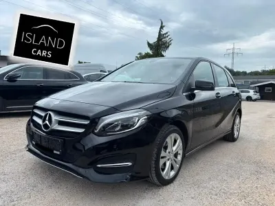 Usata Mercedes B180 Urban 122 CV (89 kW) 2016 Nero Utilitaria