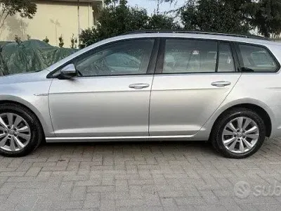 Usata VW Golf VII Business 110 CV (80 kW) 2014 Station wagon