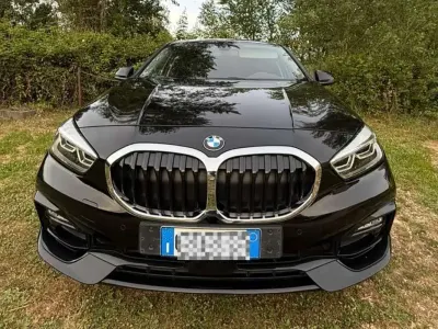 Usata BMW 118 Sport Line 136 CV (100 kW) 2020 Nero Berlina