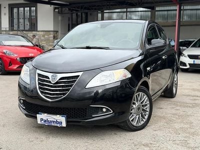 Usado Lancia Ypsilon S 95 CV (69 kW) 2012 Negro Utilitario