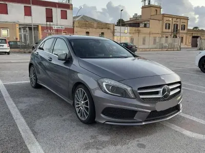Usata Mercedes A200 170 CV (125 kW) 2014 Grigio Utilitaria