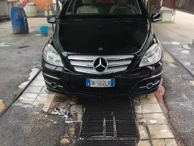Usata Mercedes B200