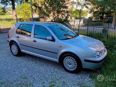 Begagnad VW Golf III 75 HK (55 kW) 1998 Sedan