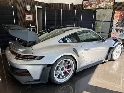 Usata Porsche 992 525 CV (386 kW) 2025 Argento Coupé